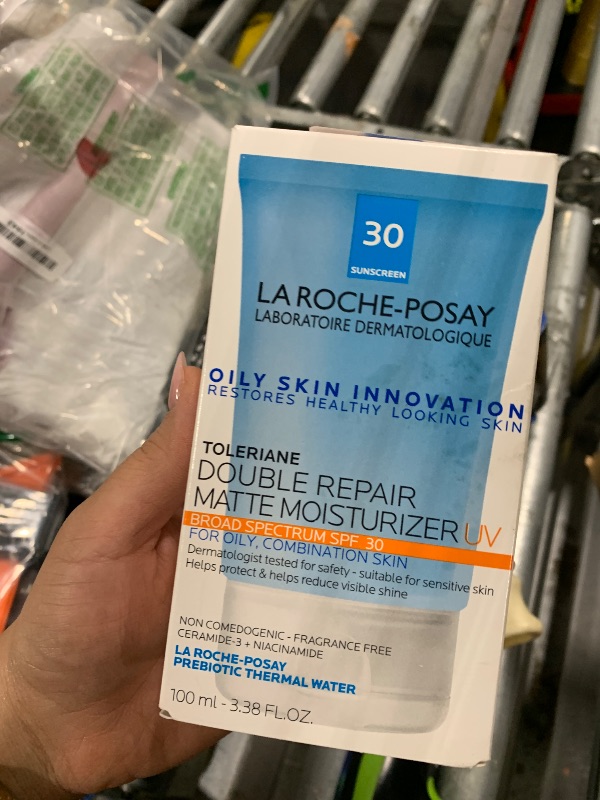 Photo 1 of La Roche-Posay Toleriane Double Repair Matte Moisturizer SPF 30, Lightweight Daily Face Moisturizer for Oily Skin & Combination Skin, With Niacinamide & Vitamin B3, Oil Free, Fragrance Free