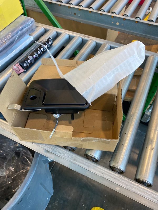 Photo 1 of ***CHECK CLERK NOTES*** Exterior Door Handles, w/ Lock Cylinders & Keys, Compatible with 1999-2016 Ford F250 F350 F450 F550 Super Duty, 2000-2005 Ford Excursion, Front Left Driver & Right Passenger Side, OE# 79306 79307