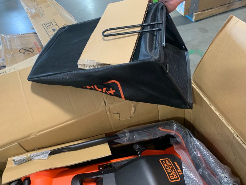 Photo 1 of ***NEW PRODUCT*** BLACK+DECKER Lawn Mower, Corded, 13-Amp, 20-Inch (MM2000)