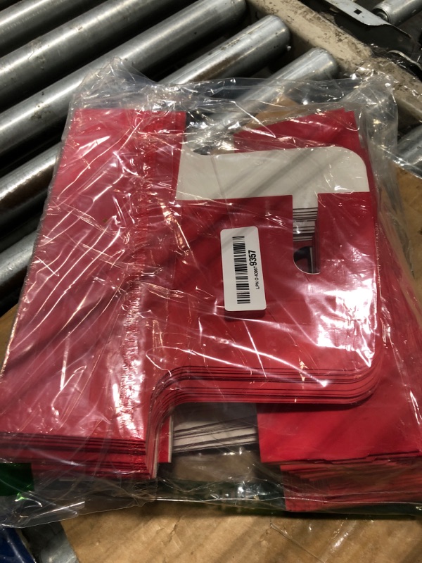 Photo 1 of ****missing parts*** AojSup 100 Pack 2 Cup Drink Carrier with Handle, Coffee Cup Carrier Bulk Set for Hot Cold Beverages Drink Holder for Restaurants Cafes Delivery Service Parties Events