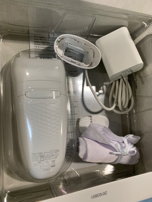 Photo 1 of * dirty item/ check clerk comments*Braun Epilator Silk-épil 5, Hair Removal Device, Women Shaver & Trimmer, Wet and Dry, Includes Skin Contact Cap, SE5-011, Grey