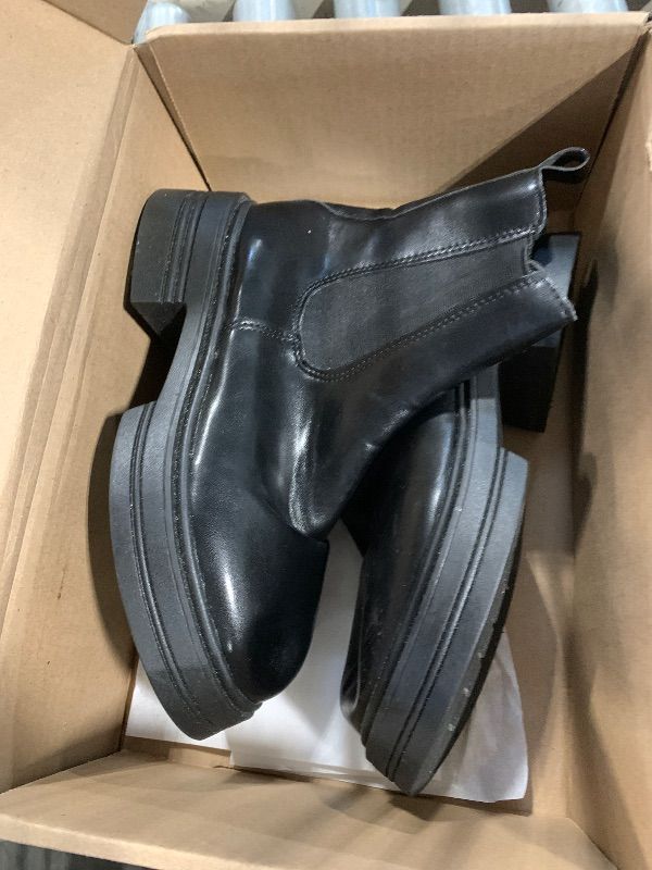 Photo 1 of ****SIMILAR ITEM***** DREAM PAIRS Women's Low Heel Chelsea Ankle Boots Fashion Slip On Elastic Fall Booties Shoes,Size 7,Black-Suede,DAB213-1