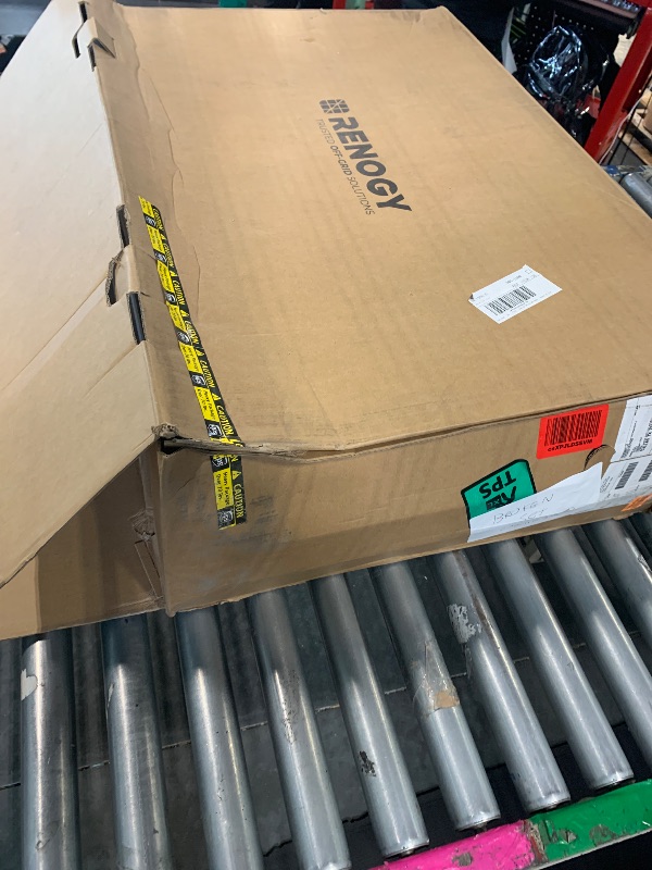 Photo 1 of ?New Upgrades? Renogy 400W 12V Solar Panel Starter Kit, 4 * 100 Watt N-Type 16BB Solar Panel, MPPT 40A Charge Controller, Adaptor Kit, Tray Cables, Mounting Z Brackets for RV, Camper, Off-Grid System