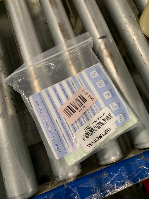 Photo 1 of ***MISSING PIECES*** Professional Ear Piercing Gun Kit, Reusable Piercing Gun with Stainless Steel Piercing Earrings Studs, Crystal Earrings for At Home Salon Earlobe Cartilage Helix Tragus Piercing Tool Kit