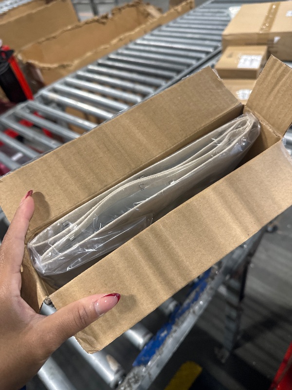 Photo 1 of *Missing Parts*
Aspen Creative 38701-2, Square Collapsible Spider Lamp Shade, Oatmeal, 10+10" Top x 10+10" Bottom x 14 1/4" Height, Set of 2