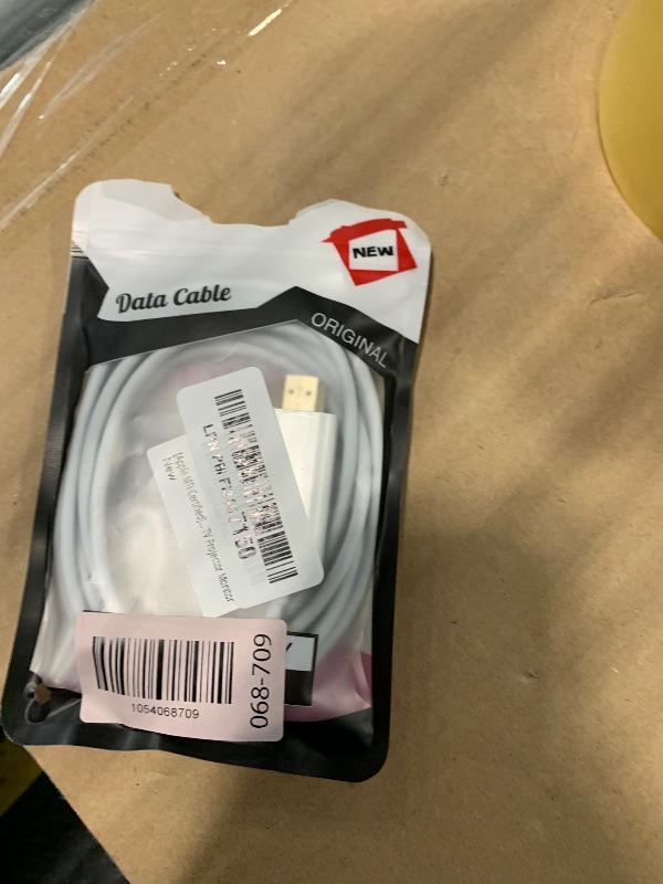 Photo 1 of [Apple MFi Certified] Apple Lightning to HDMI Cable Adapter for iPhone to TV, 1080P Digital AV Adapter Sync Screen Connector Compatible for iPhone 14 13 12 11 Pro Max XS XR X 8 to TV Projector Monitor