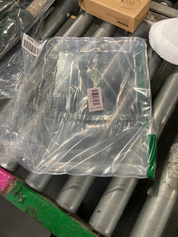 Photo 1 of ****ONLY ONE*****6 Pack Clear Plastic Serving Trays for Party, 9 x 13 Inch - Heavy Duty Plastic Trays for Food - Rectangular Party Serving Trays and Platters - Clear Disposable Trays