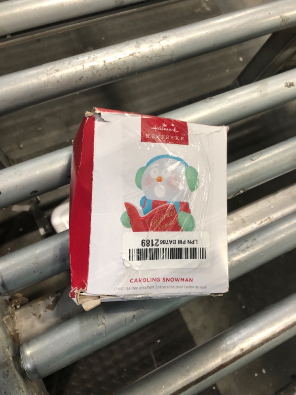 Photo 1 of ** missing cord**
Hallmark Keepsake Christmas Ornament 2024, Caroling Snowman Musical With Light, Snowman Collectors Gifts