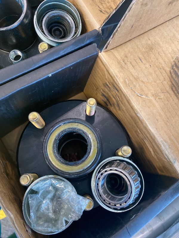 Photo 1 of *Major Damaged - Check clerk notes*
2 Sets 2000lb Trailer Axle Trailer Hub Kit 5 Bolt 4.5",Trailer Hub 5 Lug fit 1" and 1-1/16" Trailer Straight Spindle,5×4.5 Trailer hubs,Boat Trailer Hubs 5 Lug(Only Fit Straight Spindle)