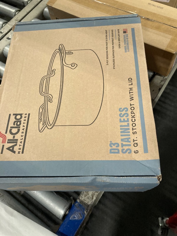 Photo 1 of ****CORRECT ITEM****All-Clad D3 3-Ply Stainless Steel Stockpot 6 Quart Induction Oven Broiler Safe 600F Pots and Pans, Cookware Silver
