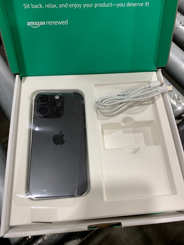 Photo 1 of Apple iPhone 15 Pro, 256GB, Black Titanium - Unlocked (Renewed Premium)