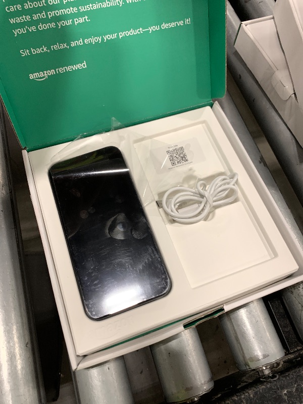 Photo 1 of Apple iPhone 15 Pro Max, 256GB, Blue Titanium - Unlocked (Renewed Premium)