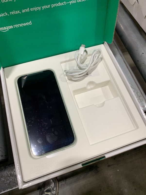Photo 1 of Apple iPhone 15, 128GB, Green - Unlocked (Renewed Premium)