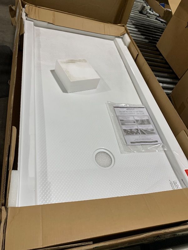 Photo 1 of DreamLine SlimLine 32-in W x 60-in L White Single Threshold Rectangle Shower Pan Base with 1.75-in H Threshold (Left Drain)