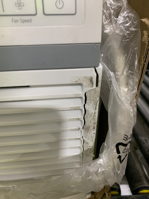 Photo 1 of LG LW1424RD, 14000 BTU, White 14,000 Window Air Conditioner, 115V, 700 Sq.Ft. (25' x 28' Room Size), Quiet Operation, Electronic Control with Remote, 3 Cooling & Fan Speeds, Auto Restart