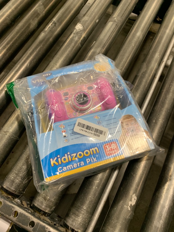 Photo 1 of VTech KidiZoom Camera Pix, Pink