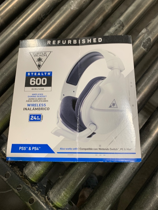 Photo 1 of Turtle Beach Stealth 600 Gen 2 USB Wireless Amplified Gaming Headset for PS5, PS4, PS4 Pro, Nintendo Switch, PC & Mac with 24+ Hour Battery, Lag-Free Wireless, & Sony 3D Audio - White (renewed)