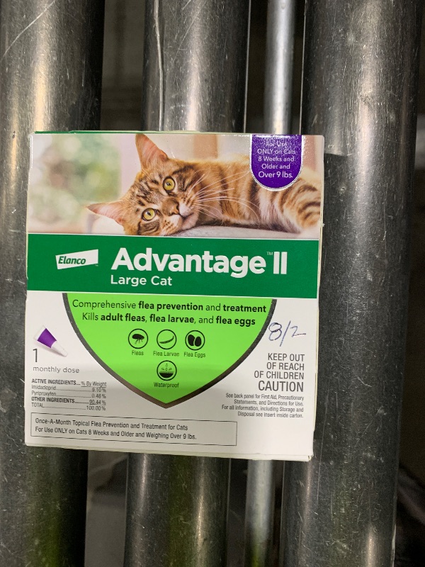 Photo 1 of Advantage II Large Cat Vet-Recommended Flea Treatment & Prevention | Cats Over 9 lbs. | 1-Month Supply