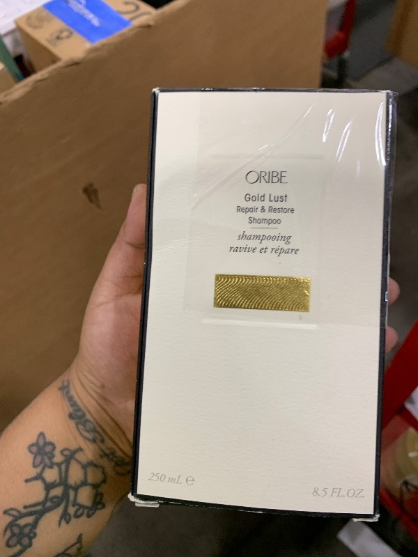 Photo 1 of Oribe Gold Lust Repair & Restore Shampoo, 8.5 oz