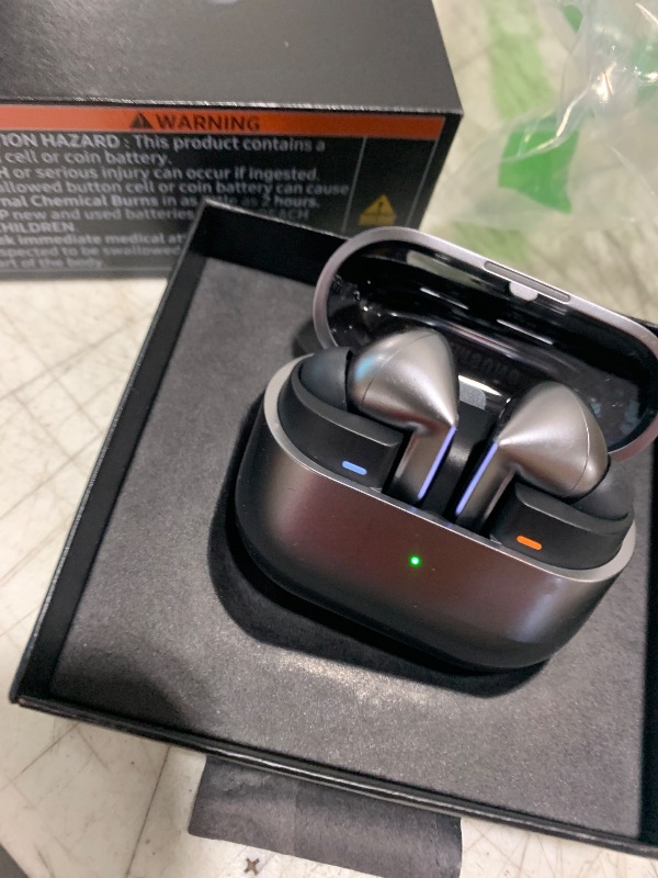 Photo 1 of Samsung Galaxy Buds 3 Pro AI True Wireless Bluetooth Earbuds, Noise Cancelling, Sound Optimization, Redesigned Comfort Fit, Silver [US Version, Amazon Exclusive, 2Yr Warranty]
