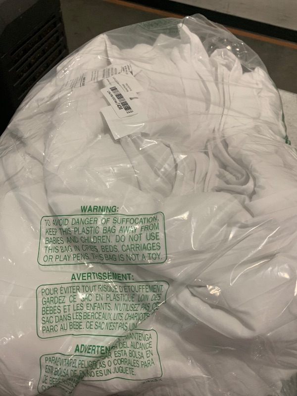 Photo 1 of MEELUS Lightweight Comforter Cooling White, All Season Duvet Insert Breathable King Size Summer Bedding, Soft Microfiber Cool Down Alternative Quilt with Corner Tabs, 102x90 inch