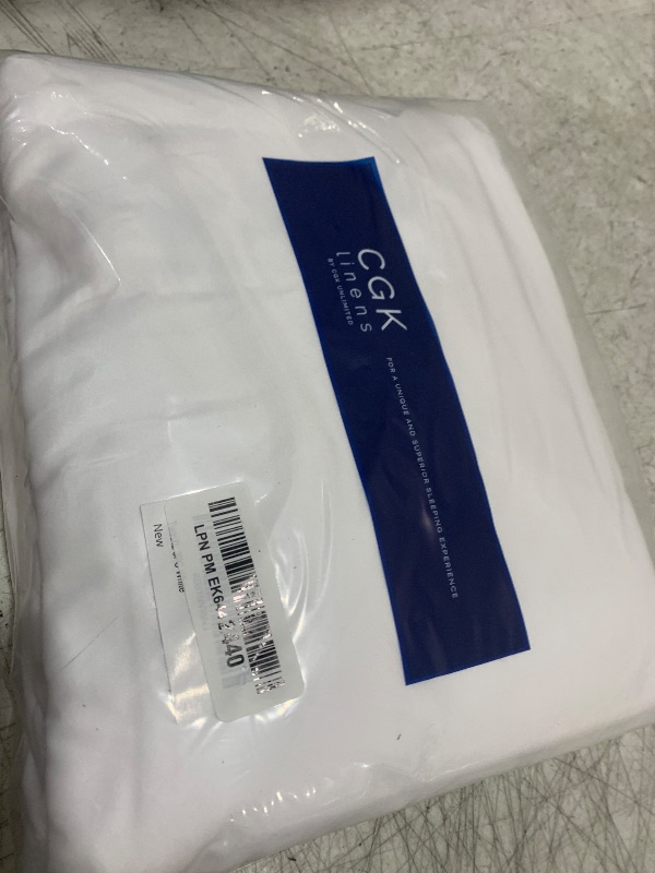 Photo 1 of Twin XL Size 3 Piece Sheet Set - Comfy Breathable & Cooling Bed Sheets Set - Hotel Luxury Bedding for Women, Men, Kids, Teens, Boys & Girls - Deep Pockets, Ultra-Soft, Wrinkle Free - Oeko-Tex - White