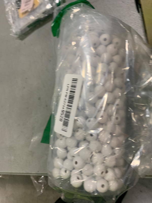 Photo 1 of 600pcs 12mm White Wood Beads for Crafts with Holes Wooden Beads DIY Beads Loose Beads Bulk