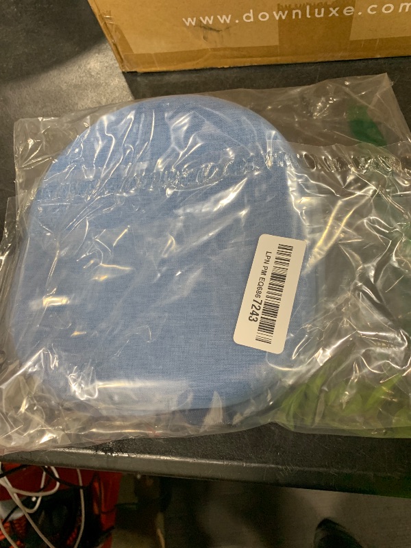 Photo 1 of Headphone Case Hard Shell Compatible with Sony/J BL/Soundcore Anker/Bose/BERIBES/KVIDIO/JLab JBuds Lux ANC On-Ear Headphones (Blue)