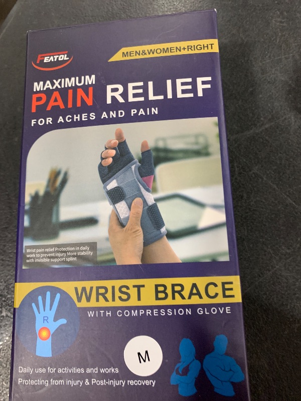 Photo 1 of PAIN RELIEF WRIST BRACE/ M
