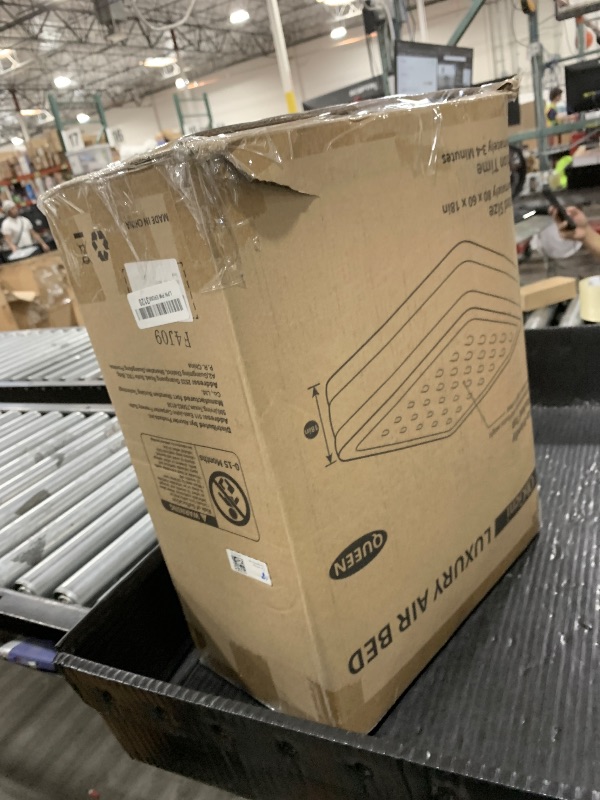 Photo 1 of OhGeni Queen Air Mattress with Built in Pump, Inflatable Blow Up Mattress 18 Raised Comfort,Upgraded Surface Portable Mattress, Air Bed for Camping, Home and Guest, Colchone Inflable, 650 lbs Max