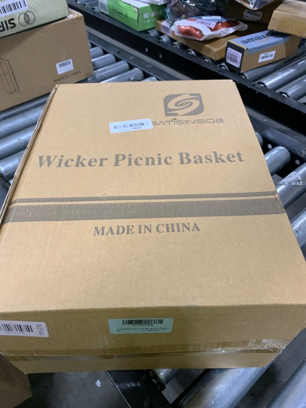 Photo 1 of Multifunctional Wicker Picnic Basket Set for 2 with Blanket and Picnic Table, Insulated Picnic Set with Full Tablewares for Camping Outdoor Couples, Flowers