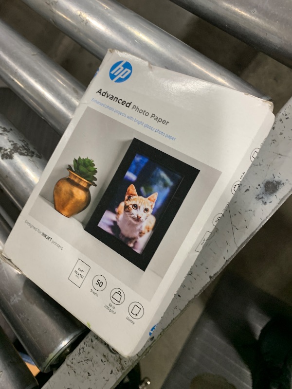 Photo 1 of HP Advanced Photo Paper, Glossy, 4x6 in, 50 sheets (F4T22A)