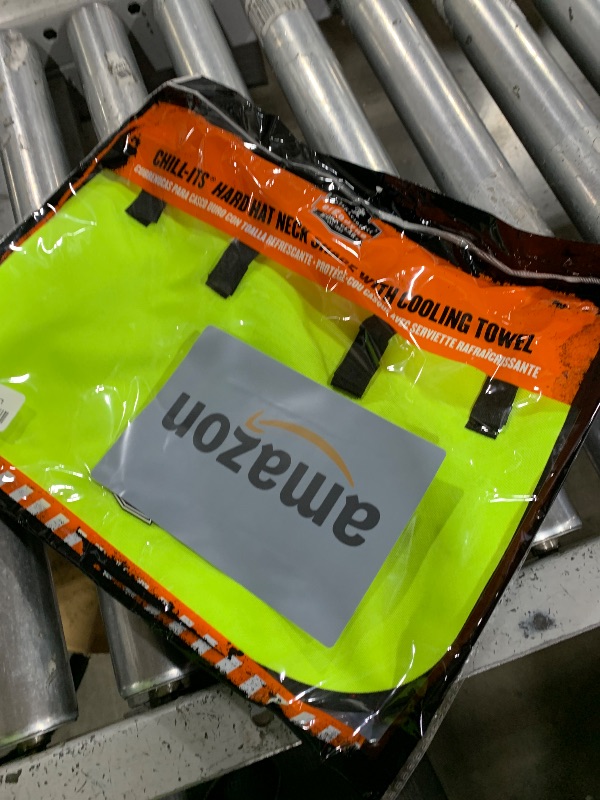 Photo 1 of Ergodyne Chill-Its 6670CT Evaporative Cooling Hard Hat Neck Shade,Lime