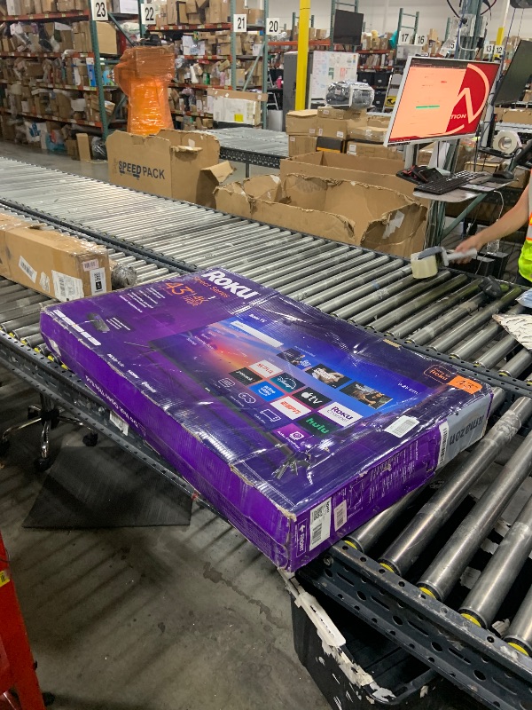 Photo 1 of Roku Smart TV 2025 – 43-Inch Select Series, 4K HDR TV – RokuTV with Enhanced Voice Remote – Flat Screen LED Television with Wi-Fi for Streaming Live Local News, Sports, Family Entertainment