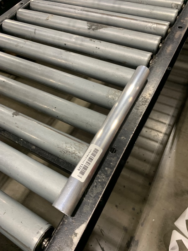 Photo 1 of MECCANIXITY 6063 Aluminum Tubing Round Tube 1.26"(32mm) OD x 0.98"(25mm) ID 13"(330.2mm) Length Metal Straight Pipe for Industrial, DIY Craft, Furniture, Decoration, Silver