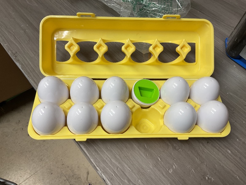 Photo 1 of JUNBESTN Easter Matching Eggs Connect Eggs Parlour Games Toys Gifts for 1 2 3 Years Old Kids Toddler Baby Girls Boys Shape Color