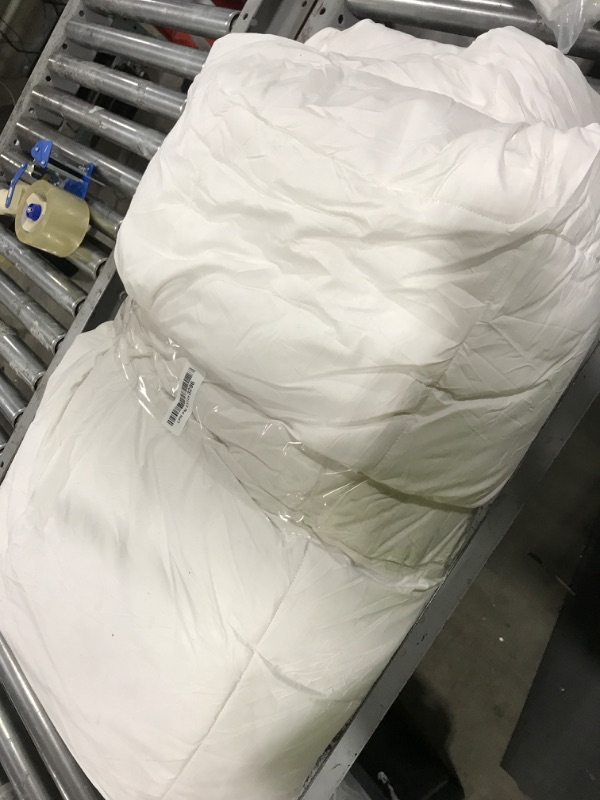 Photo 1 of L LOVSOUL Goose Feather Down Fiber Comforter King Size, 100% Organic Cotton Fabric Duvet Insert,1200TC,750+FP, Hotel Collection, All Season White Bedding Comforters with 8 Tabs,84oz