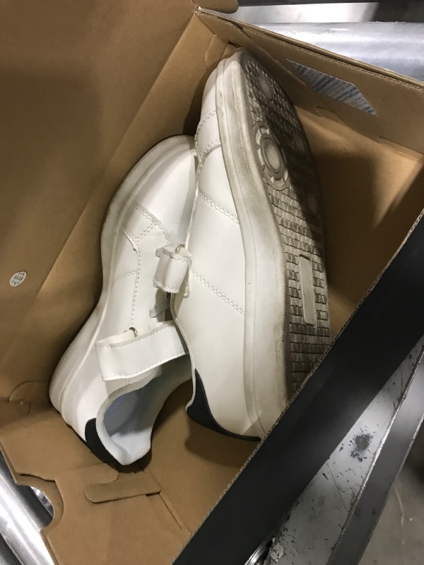 Photo 1 of DREAM PAIRS Girls Boys Sneakers Tennis School Shoes Casual Walking Storybook Footwear for Little/Big Kids,Size 4 Big Kid,White/Black,SDFS2210K