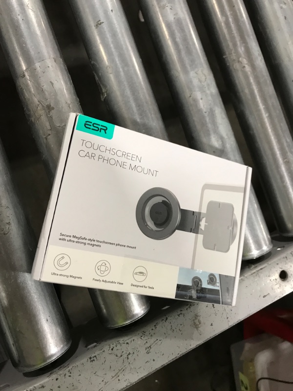 Photo 1 of ESR for MagSafe Car Mount, Car Phone Holder, Tesla Touchscreen Car Mount, Magnetic Phone Holder for Car, for iPhone 17/16/16e/15/14/13/12, S25, Pixel 10, Charging Not Supported(2 Metal Rings Included)