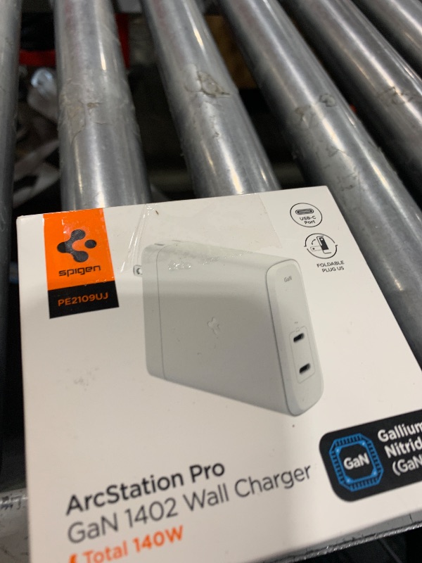 Photo 1 of Spigen GaN III 1402 PD3.1 140W 100W 2 Ports Foldable Dual USB C Laptop Wall Charger for MacBook Pro 16 14 13 Vision Pro M3 M2 Max Air Galaxy Book Dell iPad PPS Type C Super Fast Charging Power Adapter
