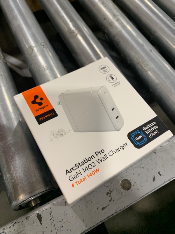 Photo 1 of Spigen GaN III 1402 PD3.1 140W 100W 2 Ports Foldable Dual USB C Laptop Wall Charger for MacBook Pro 16 14 13 Vision Pro M3 M2 Max Air Galaxy Book Dell iPad PPS Type C Super Fast Charging Power Adapter