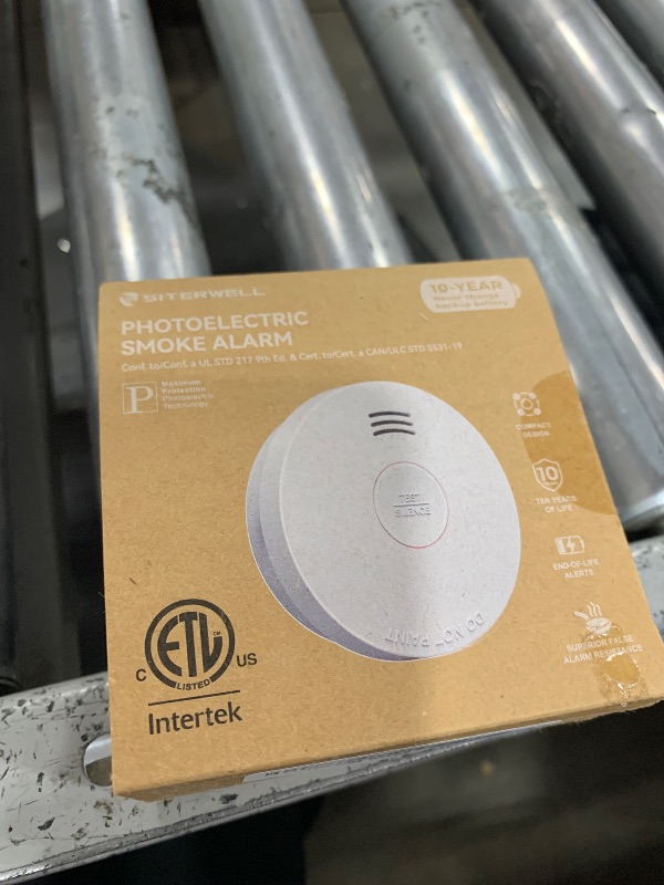 Photo 1 of Siterwell  Detector, Smoke Detector 10 Year Battery with Photoelectric Sensor, Fire Alarm with Low Battery and Fault Warning for House and Bedroom, UL217-9th Listed, GS525A, 1 Pack