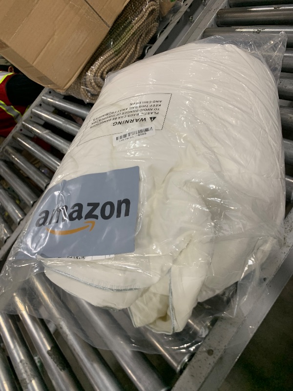 Photo 1 of Bamtek 100% Viscose Derived from Bamboo Comforter, Cooling Comforter, Duvet Insert, Breathable, Extra Fluffy, Lightweight Comforters, Queen Size