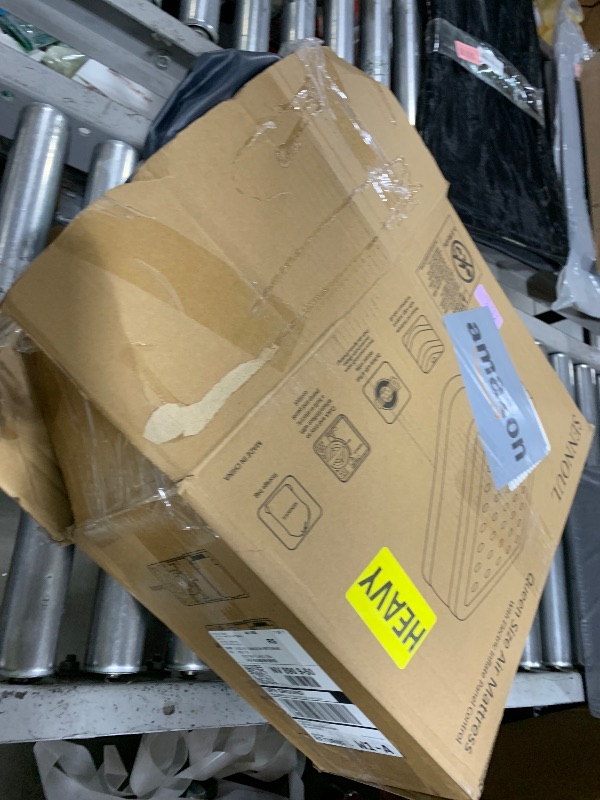 Photo 1 of SENNOUL Air Mattress Queen with Built in Pump - 2 Mins Quick Self Inflatable,16"/650lbs Max Blow Up Bed, All Night Stability No Lost Air?No Peculiar Smell for Camping,Home,Guests & Portable Travel