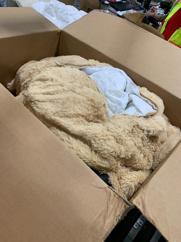 Photo 1 of Zhiweikm Giant Plush Teddy Bear Mascot Costume Dancing Bear Fancy Dress Stage Wear Costumes Animal Character Cosplay Adult Size for Men & Women