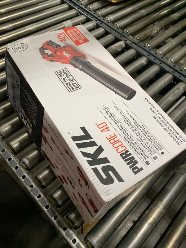 Photo 1 of SKIL 40V 460CFM Leaf Blower Kit Including 2.0Ah Battery and 60W Charger-BL0460C-11
