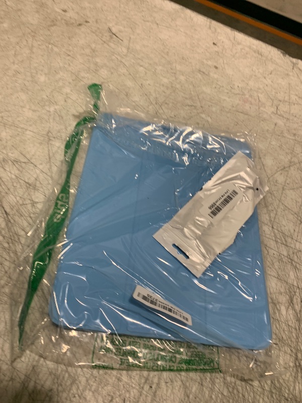 Photo 1 of ZryXal New iPad Pro 13 Inch Case M4 (2024 Model, 7th Generation) with Pencil Holder, Smart iPad Case [Support Pencil Pro and Pencil (USB-C)], Support Touch ID and Auto Wake/Sleep (Azure Blue)