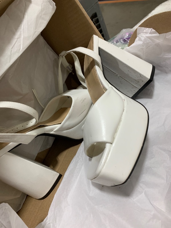Photo 1 of Modatope Platform Sandals for Women White Platform Heels Open Toe Sandals Chunky Heels Size 7.5