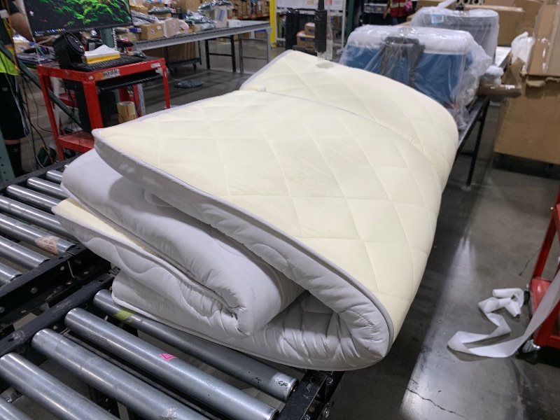 Photo 1 of Japanese Floor Mattress, 100% High Density Comfortable Foam, 4" Thicken Foldable Mattress Tatami Mat Sleeping Pad, Ideal for Comfort and Support, Kids Floor Lounger Pillow Bed Sofa (Full?