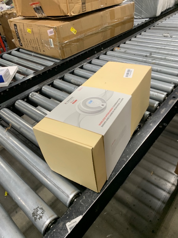 Photo 1 of X-Sense Wireless Interconnected Combination Smoke and Carbon Monoxide Detector with LCD Display & 10-Year Battery, Over 820 ft Transmission Range, 6-Pack